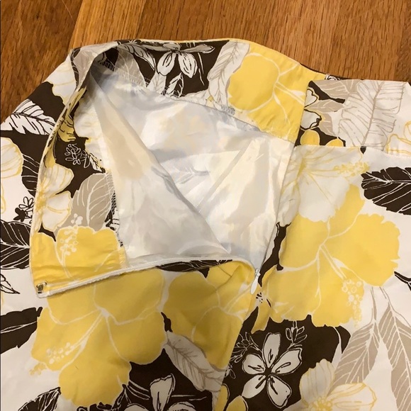 Ann Taylor floral skirt size 8 - Picture 3 of 4